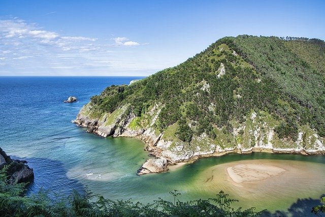 Cantabria: donde viajar este verano en España