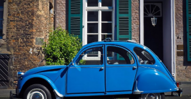 Dove e come parcheggiare: l'incubo degli italiani